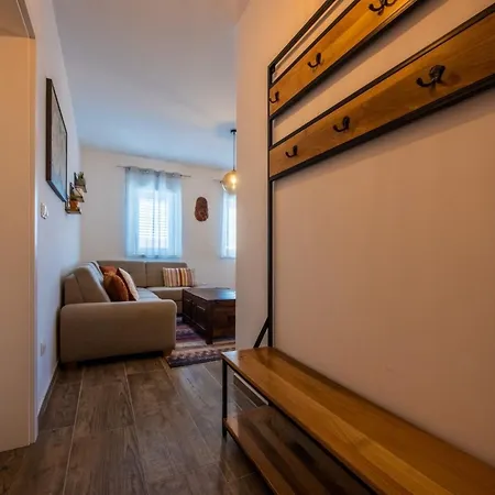 Апартаменты Charming And Tranquil Kastel Gomilica With Balcony And Patio - Three Bedroom *